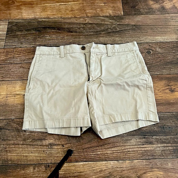 5” Varick Flex Khaki Short - Picture 1 of 3
